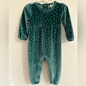 Cat and Jack Green Velvet Romper - 12 Months